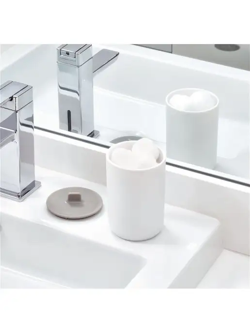 InterDesign Контейнер с крышкой Cade для ванных принадлежностей, белый, фото 3