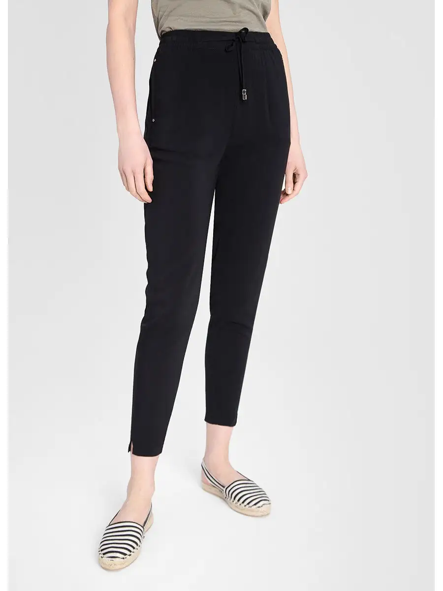 Штаны багги широкие женские. Cargo baggy штаны бежевые. Модель брюк багги. Багги это одежда. Брюки багги женские.