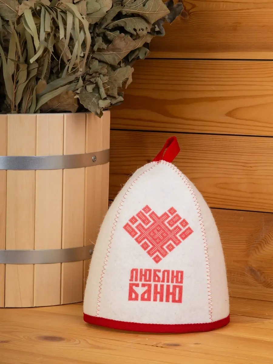 Из какого материала лучше шапка для бани