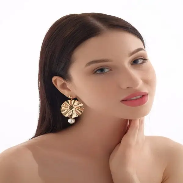 Серьги с жемчугом свадебные, сжатый диск