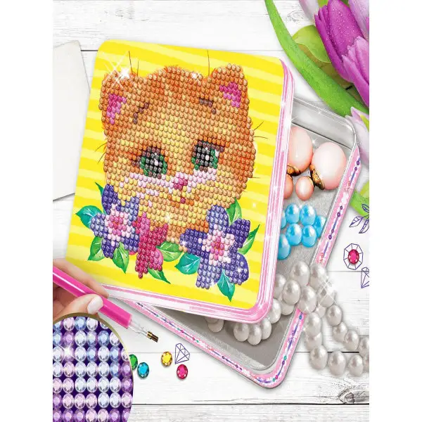 Алмазная мозаика на шкатулке "Котик", 14х14 см