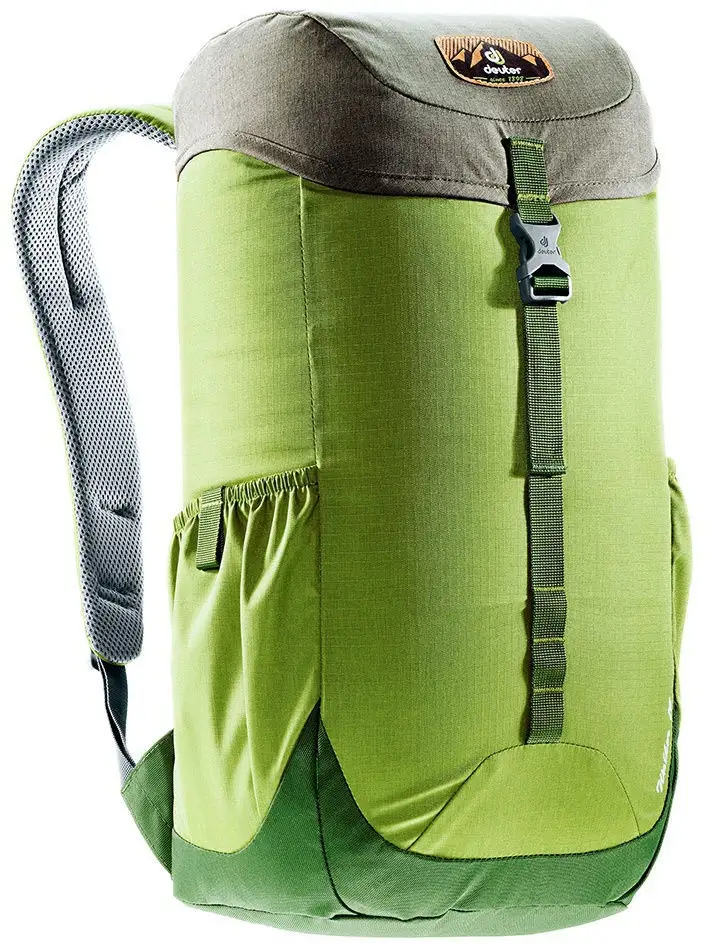 Deuter daypack walker 16 on sale