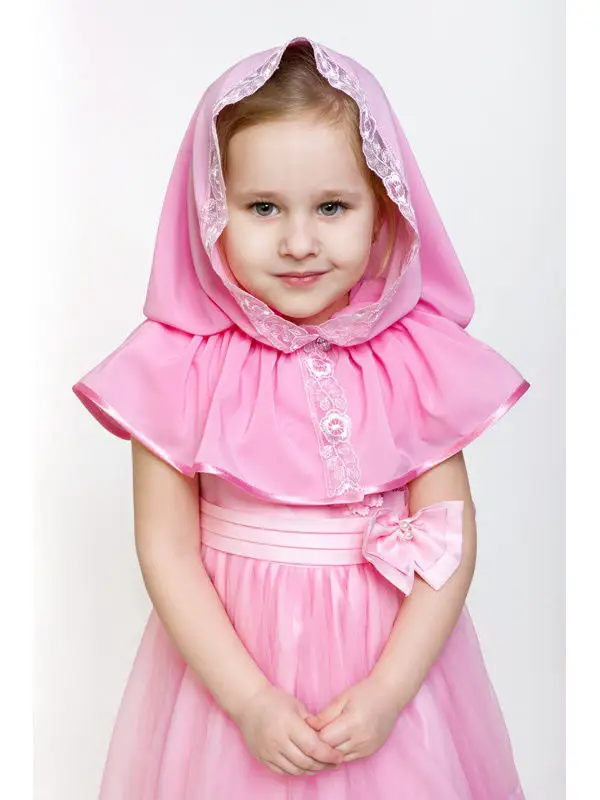 Ностальжи донской платок. Платок в церковь. Женщина в белом платке. Кружевной платок для храма. Женщина в храме в платке.