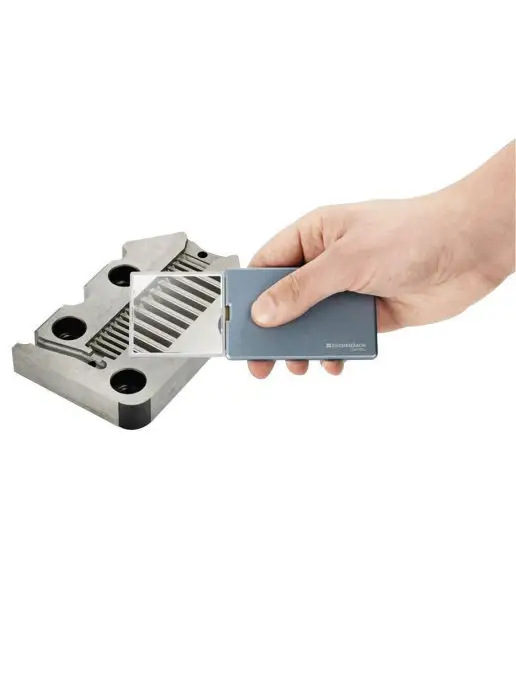 Eschenbach Лупа френеля с подсветкой тонкая easyPOCKET 4х 50х45мм, 4x50x45 мм, фото 4